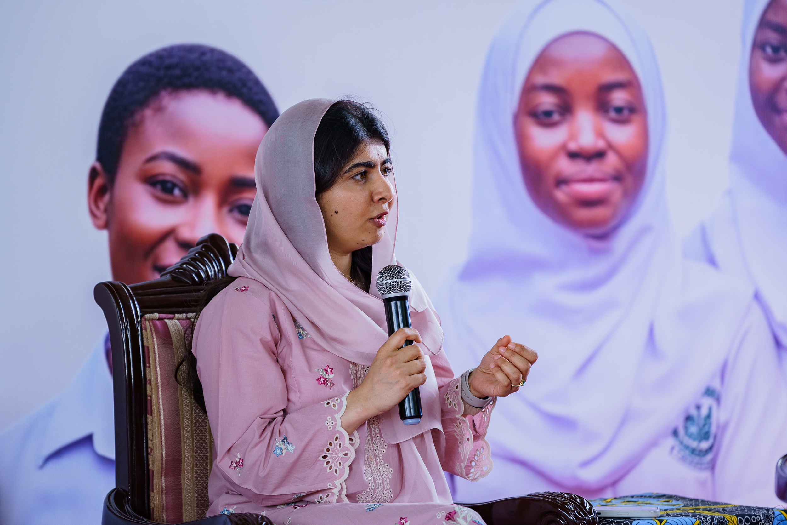Malala Yousafzai Azuru HakiElimu: Aongoza Mjadala wa Wadau kuhusu elimu ya mtoto wa kike nchini Tanzania